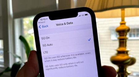 东乌珠穆沁苹果手机维修分享iPhone 12如何打开或关闭5G网络 